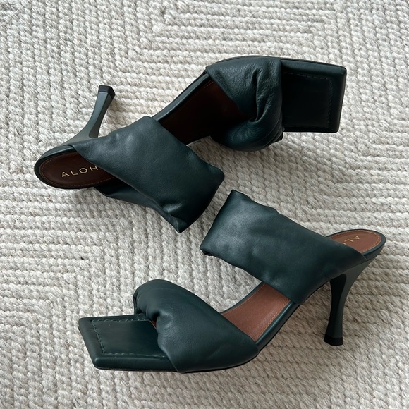 NWOT Alohas Forest Green Twisted Strap Heel - Picture 11 of 11